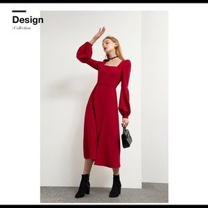 Long sleeved square collar red dress